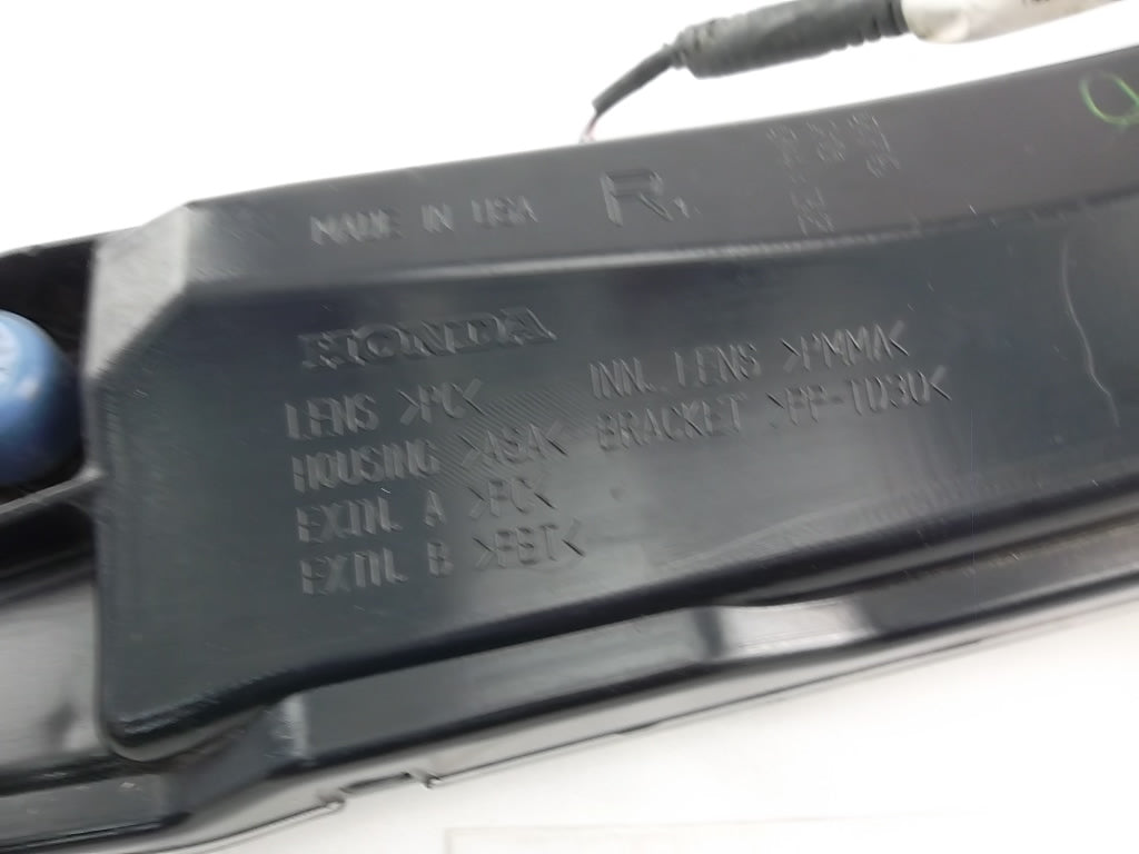 2018-2020 Honda Accord Sedan Bumper LED Fog Light Front Passenger 33900-TVA-A01