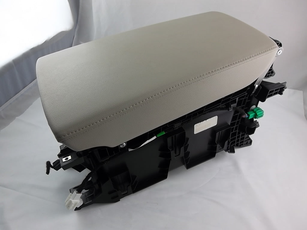 2018-2020 Honda Accord Sedan Center Console Storage Compartment Armrest