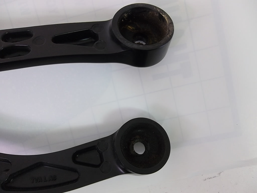 2018-2022 Honda Accord Sedan Front Windshield Wiper Arm Set