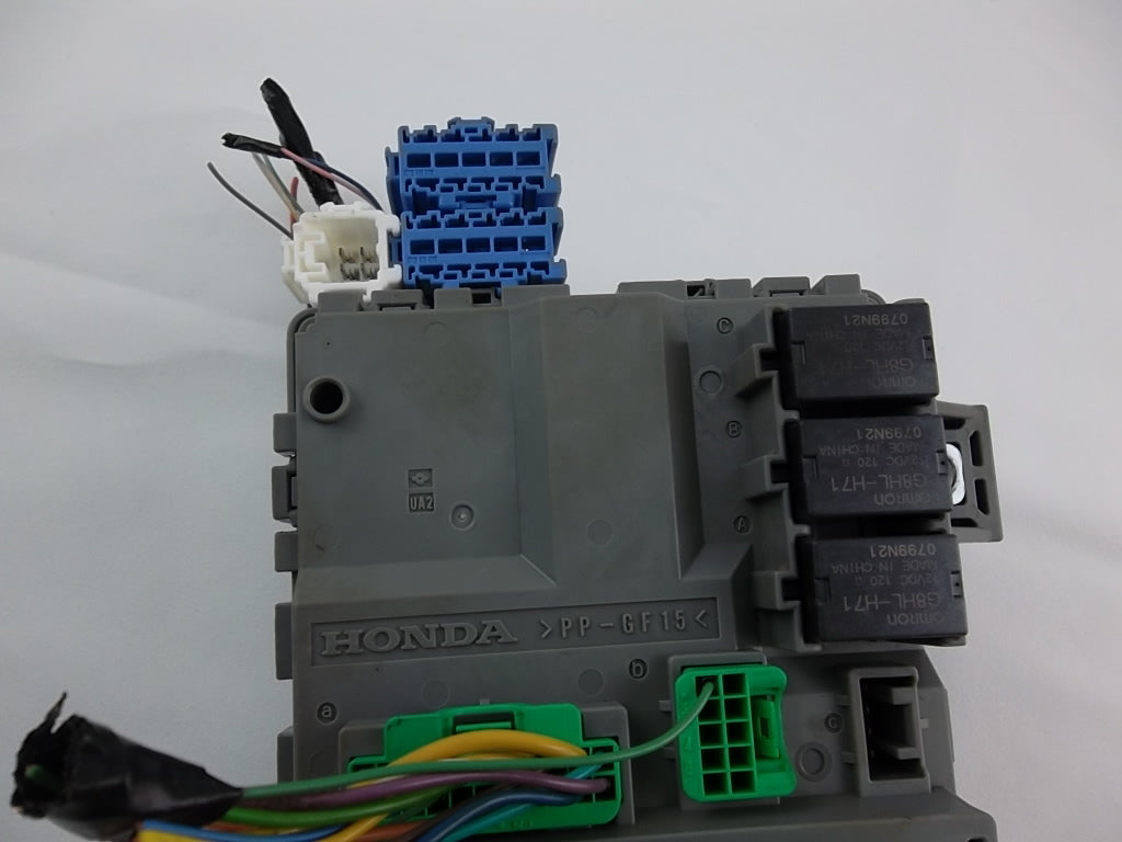2018-2020 Honda Accord Sedan Interior Cabin Fuse Box Relay 38200-TVA-A12