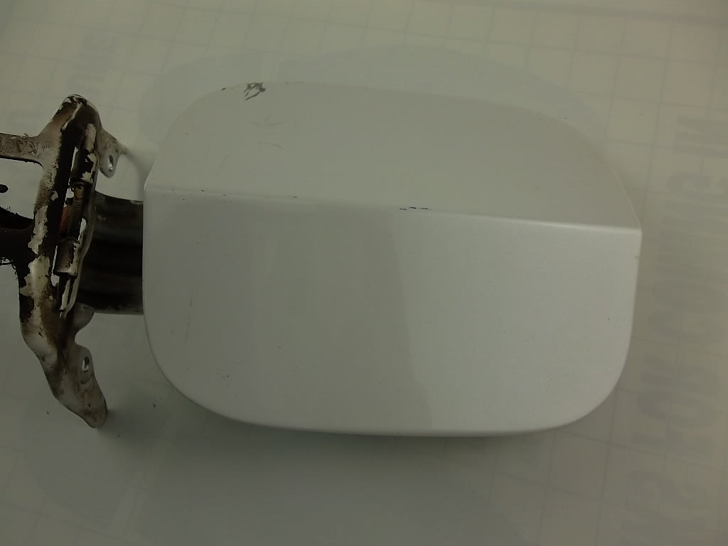 2018-2022 Honda Accord Sedan Fuel Filler Gas Tank Door 63910-TVA-A00