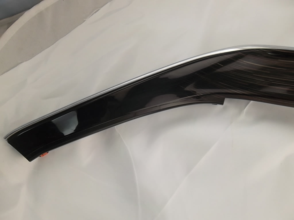 2018-2024 Toyota Camry Dashboard Air Vent And Wood-Grain Trim Panel Assembly 55680-06020