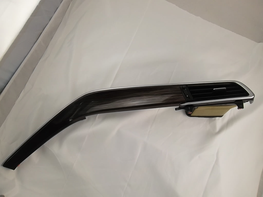 2018-2024 Toyota Camry Dashboard Air Vent And Wood-Grain Trim Panel Assembly 55680-06020