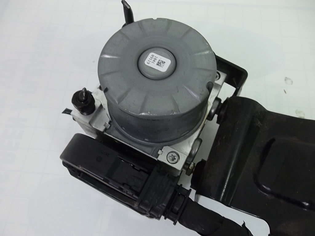 2022-2023 Hyundai Kona ABS Pump 58900-J9300