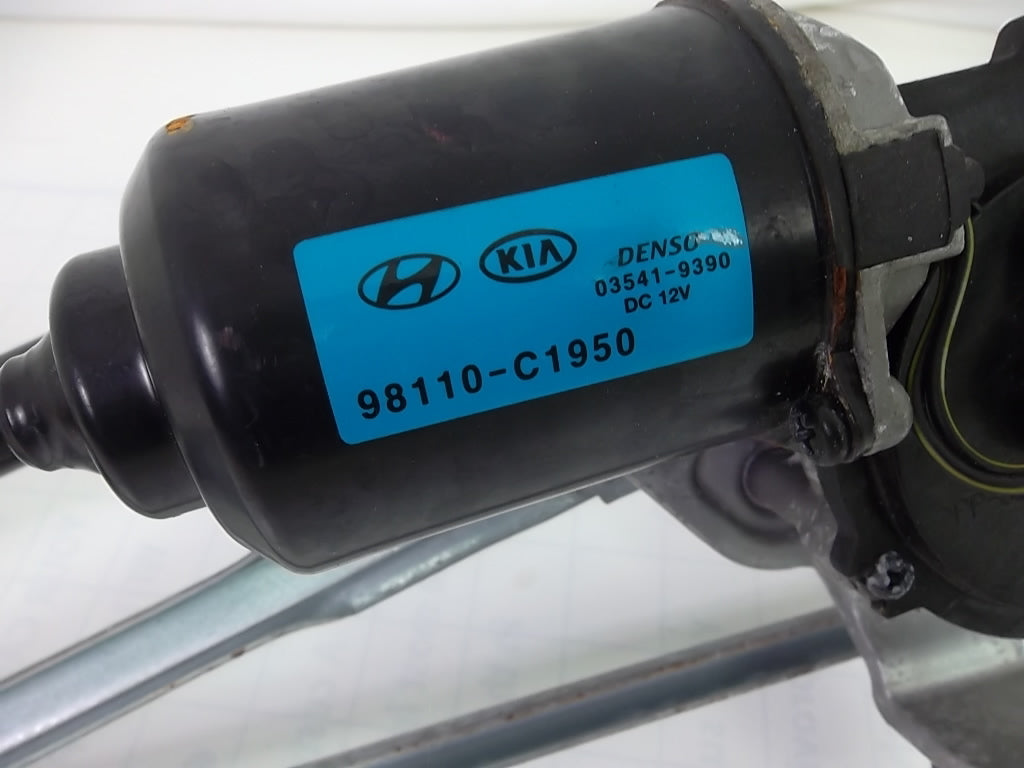 2018-2023 Hyundai Kona Windshield Wiper Transmission Linkage W/Motor 98100-J9000