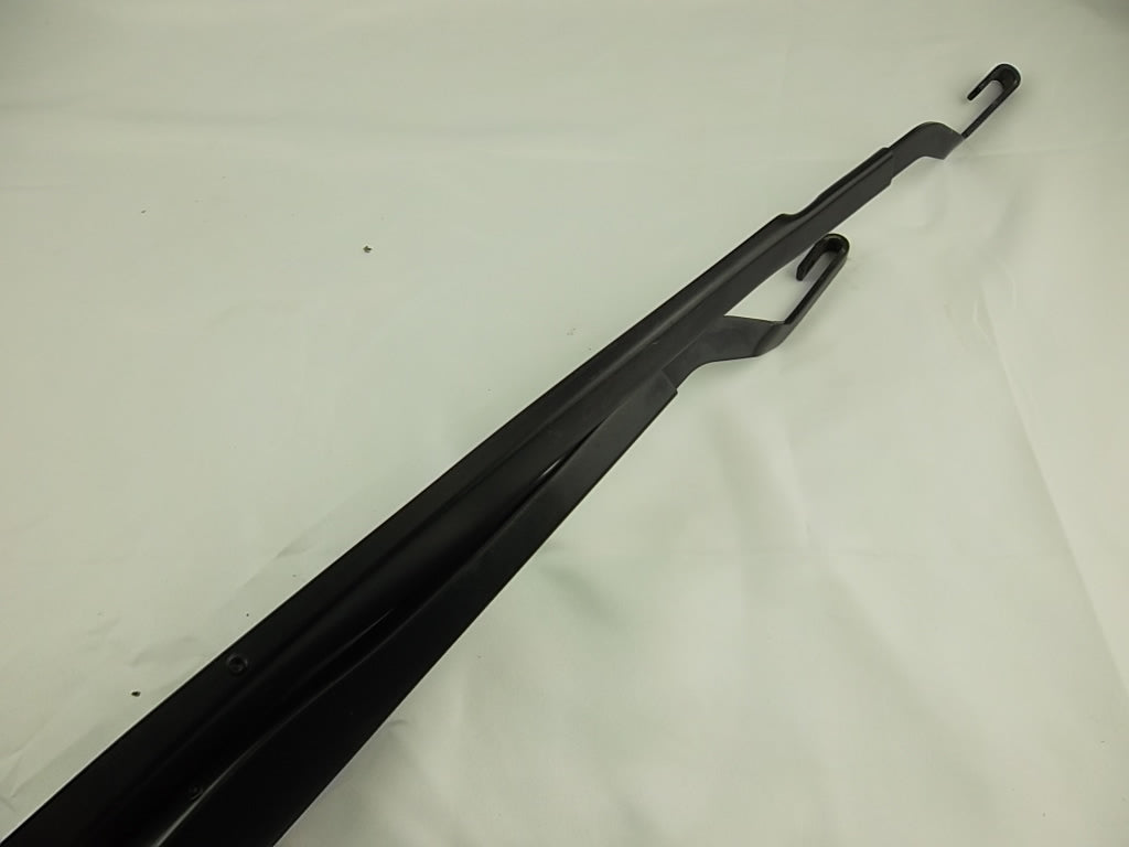 2018-2023 Hyundai Kona Windshield Wiper Arm Set 98311-J9000
