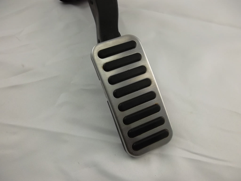 2018-2023 Hyundai Kona Accelerator Gas Pedal W/Sensor 32700-F2110