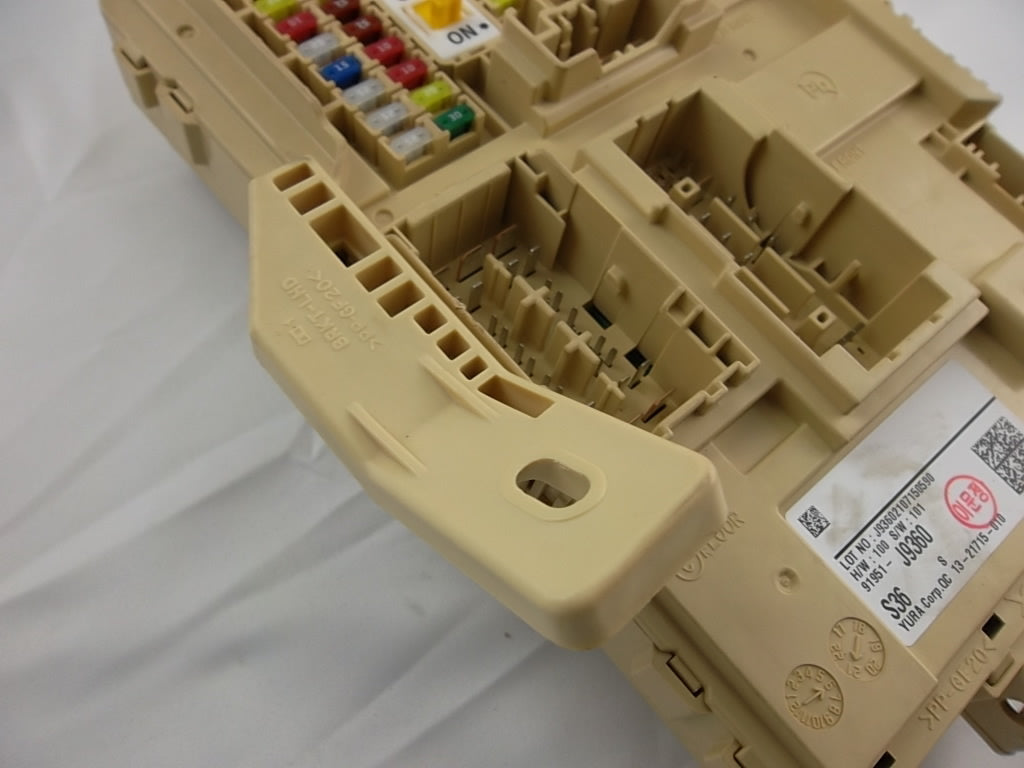 2022-2023 Hyundai Kona Cabin Fuse Box 91951-J9360