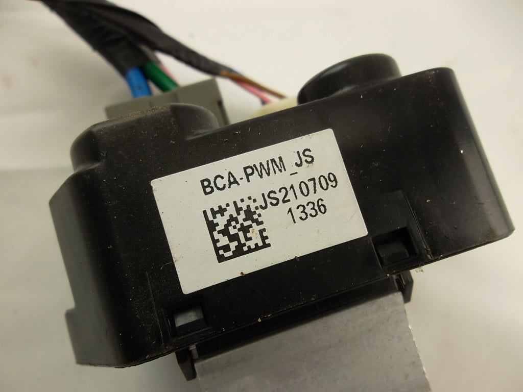 2022-2023 Hyundai Kona HVAC Blower Motor Resistor 97235-J3000