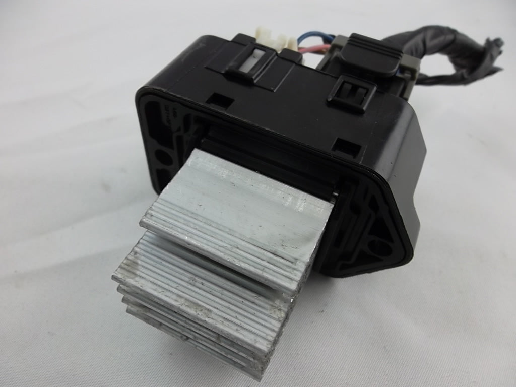 2022-2023 Hyundai Kona HVAC Blower Motor Resistor 97235-J3000