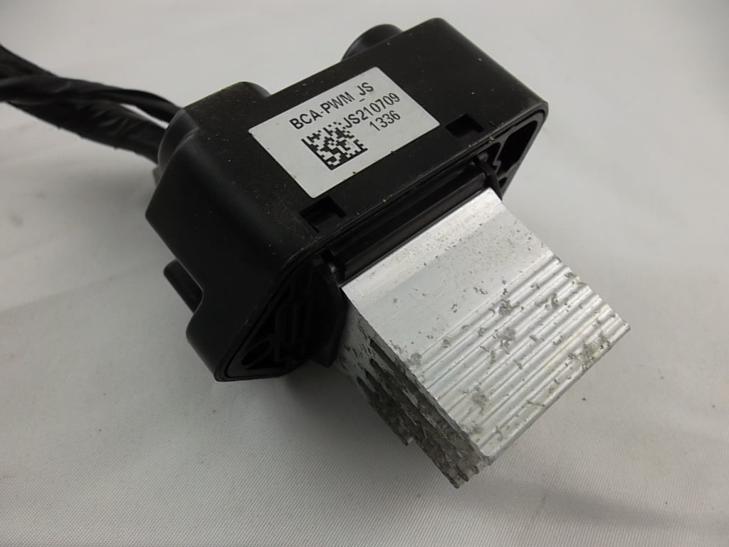 2022-2023 Hyundai Kona HVAC Blower Motor Resistor 97235-J3000