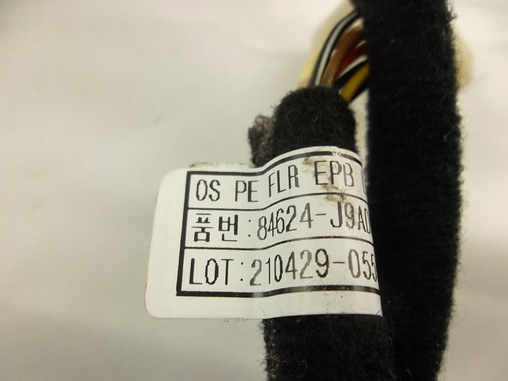 2018-2023 Hyundai Kona Center Console Wire Wiring Harness 84624-J9AD0