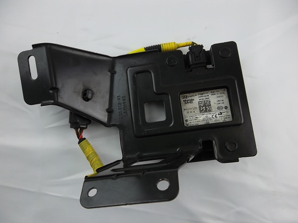 2022-2023 Hyundai Kona Blind Spot Radar Sensor Module Rear Driver 99140-J9600