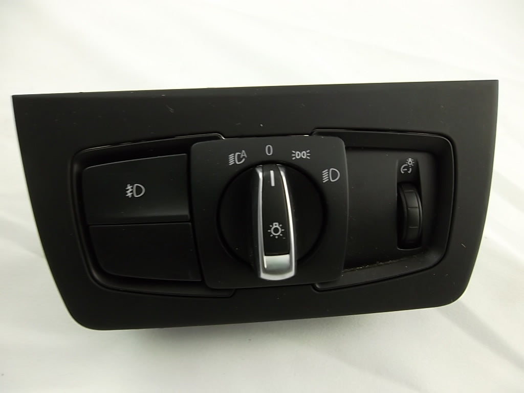 2012-2020 BMW 328i Headlight Switch Assembly 61316847503