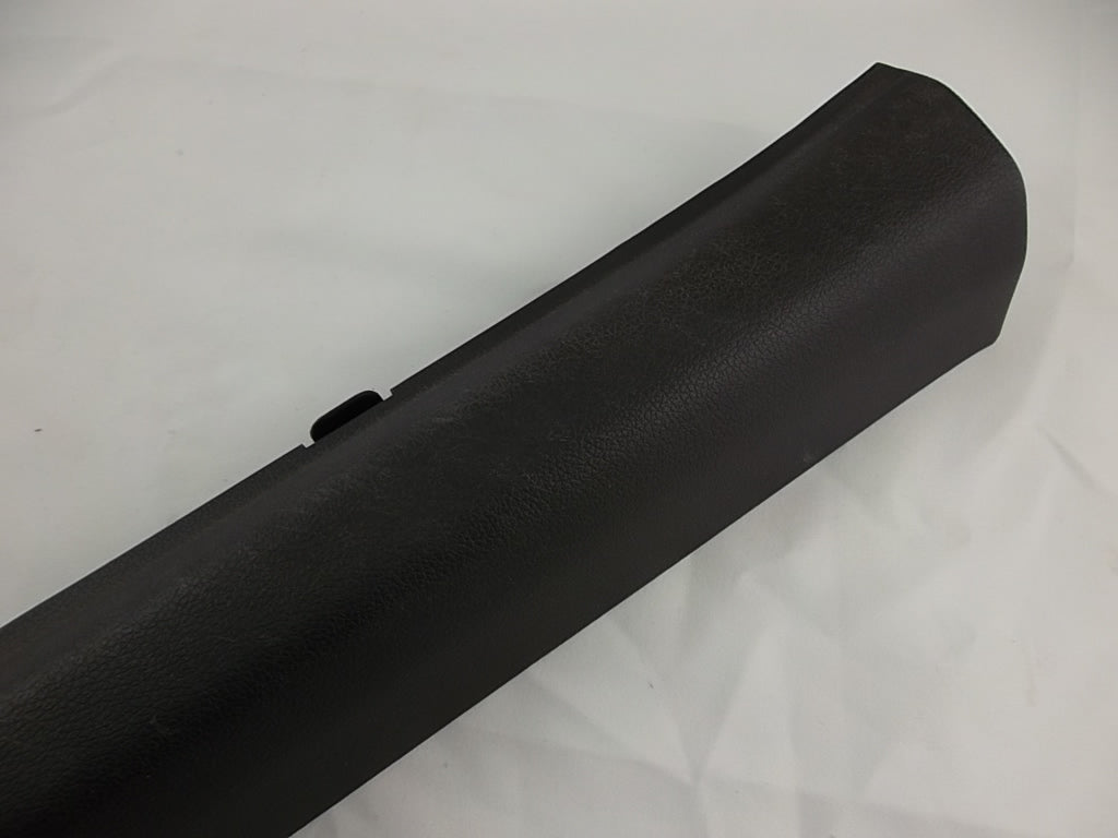 2018-2023 Hyundai Kona Door Sill Scuff Plate Trim Panel Front Driver 85870-J9000