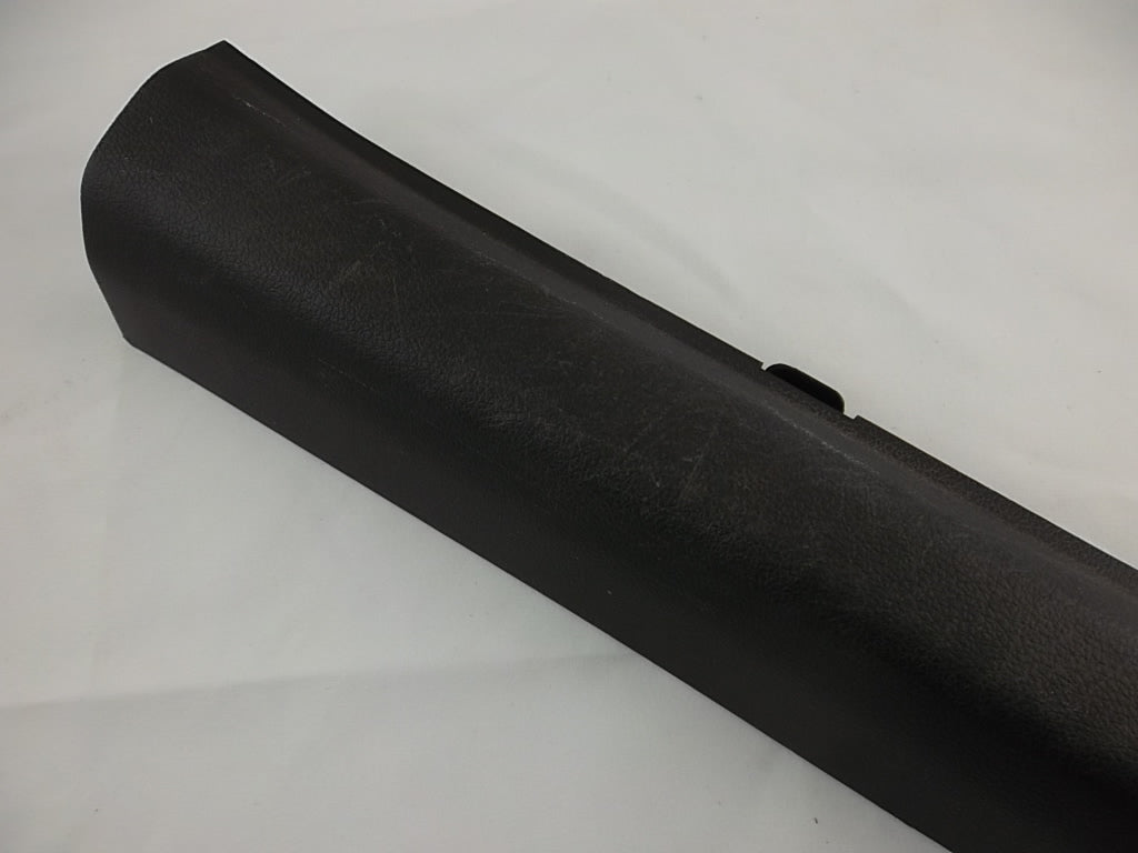 2018-2023 Hyundai Kona Door Sill Scuff Plate Trim Panel Front Passenger 85880-J9000