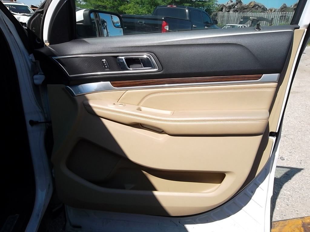 2016-2017 Ford Explorer Door Trim Panel Front Passenger FB5Z-7823942-CB