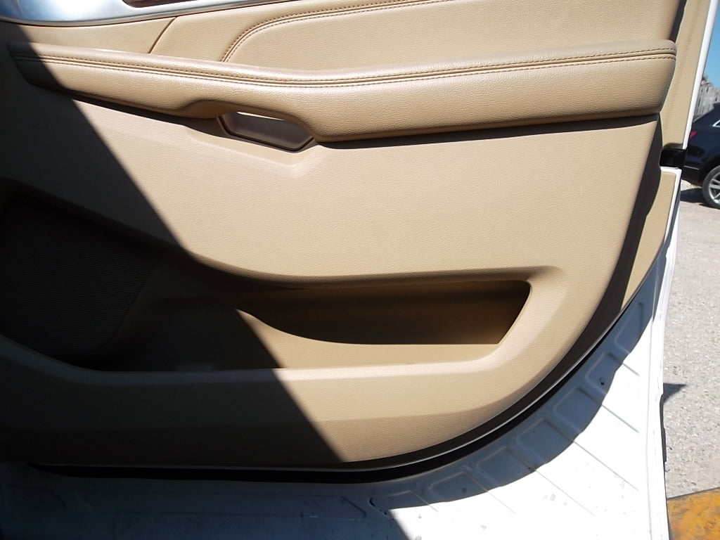 2016-2017 Ford Explorer Door Trim Panel Front Passenger FB5Z-7823942-CB