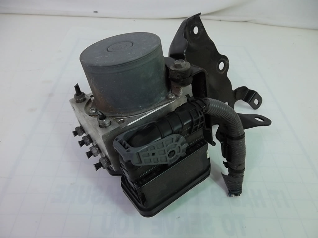 2015-2016 Toyota RAV4 ABS Pump 89541-42510