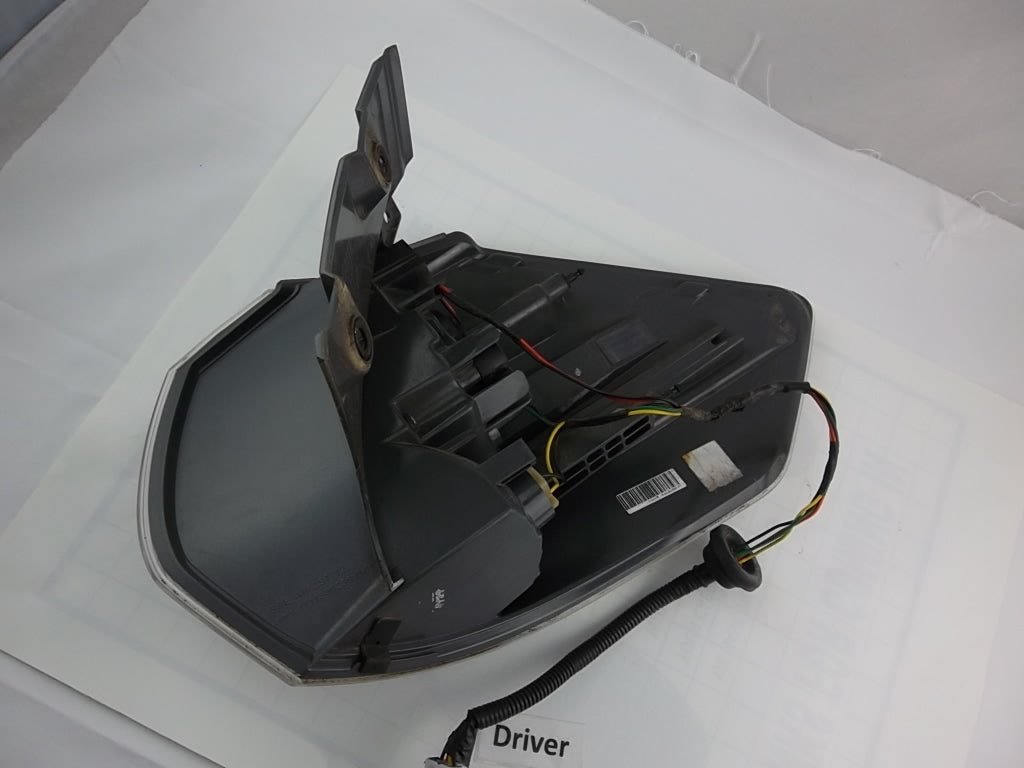 2014-2017 Nissan Rogue Outer Tail Light Rear Driver 26555-5HA0A