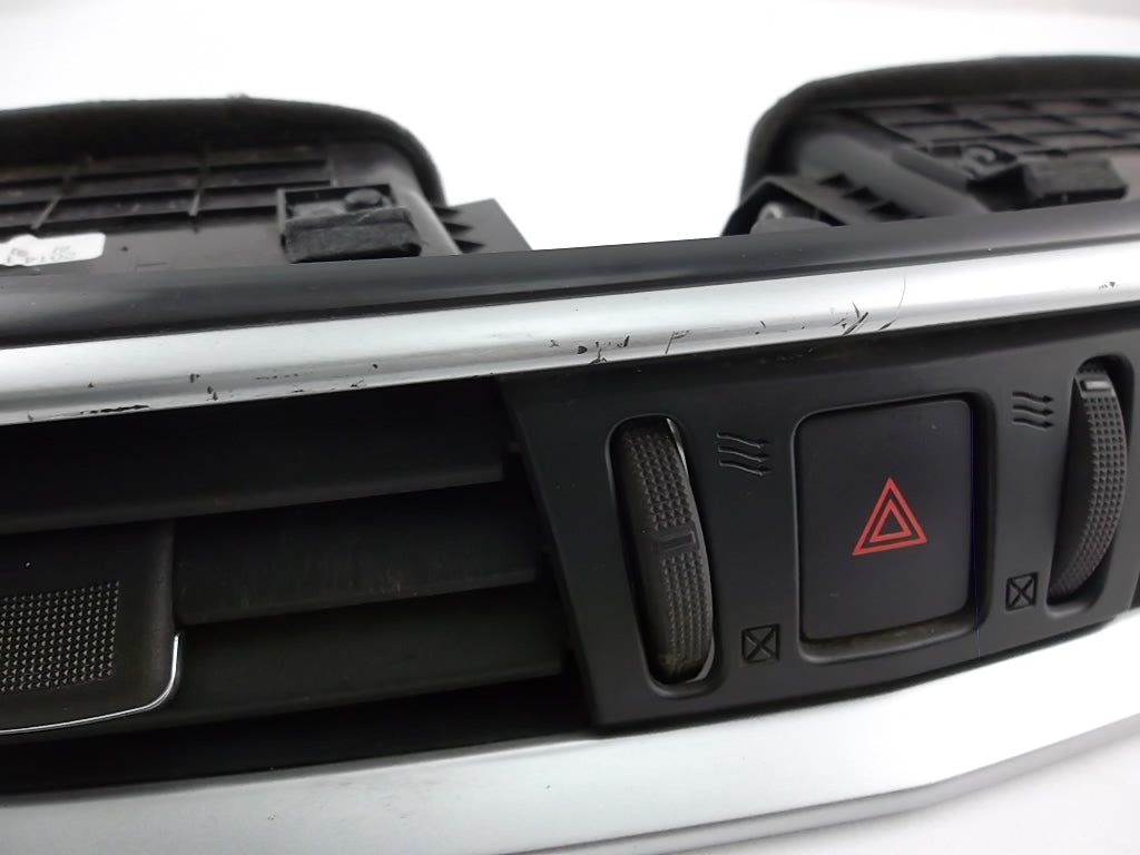 2014-2017 Nissan Rogue Dash AC Air Vent Grille Front Center 68750-4BA0A