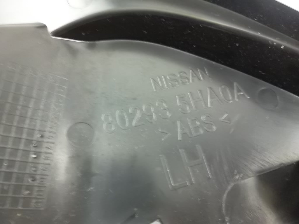 2014-2018 Nissan Rogue Door Mirror Corner Trim Cover Front Driver 80293-5HA0A