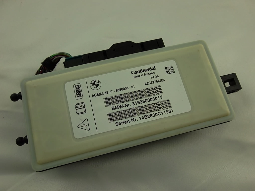 2012-2016 BMW 328i  Restraint Control Module 31935000301