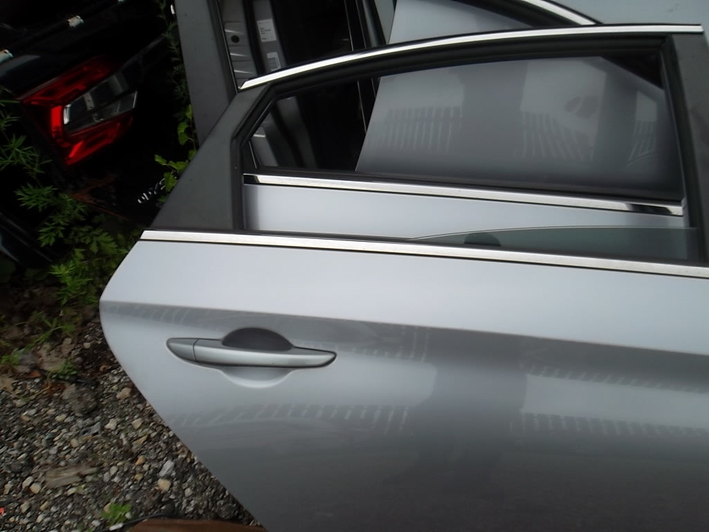 2015-2017 Hyundai Sonata Rear Door Passenger 77004-C1000