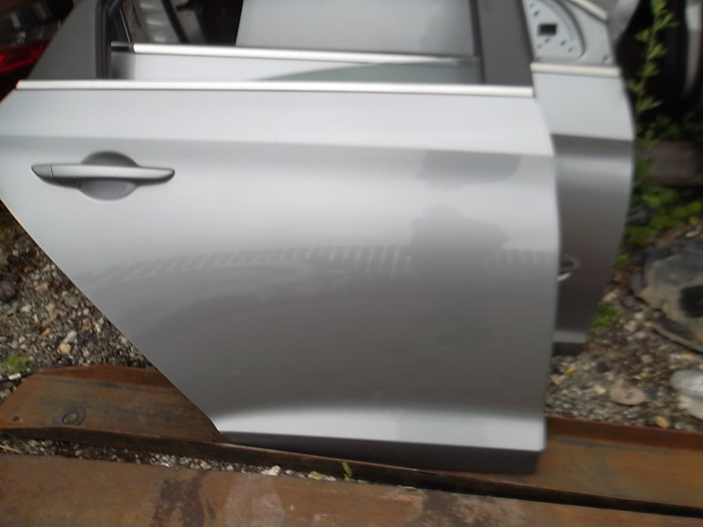 2015-2017 Hyundai Sonata Rear Door Passenger 77004-C1000