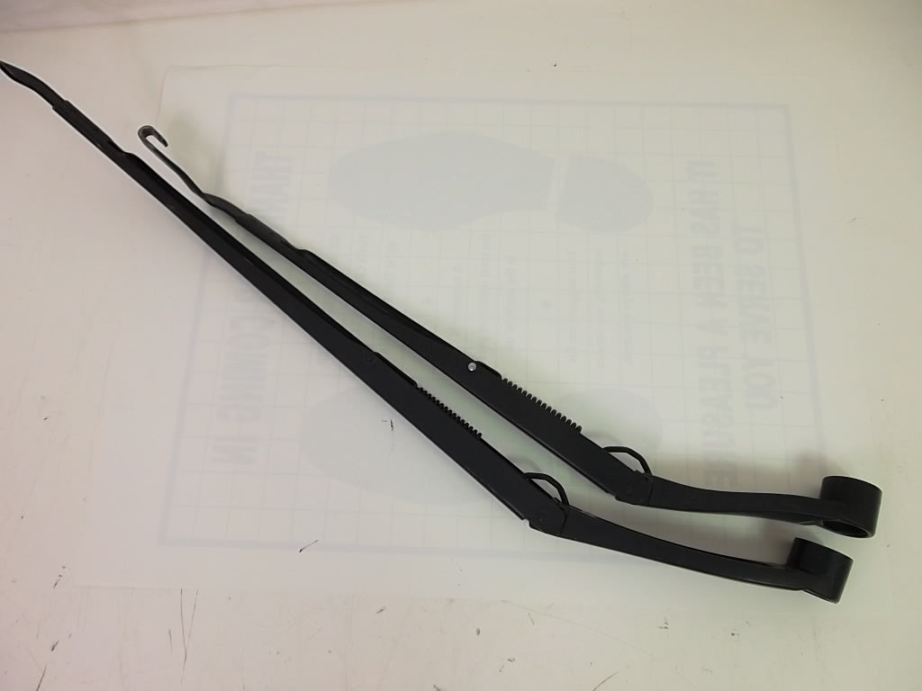 2015-2019 Hyundai Sonata Windshield Wiper Arm Set 98311-C1000