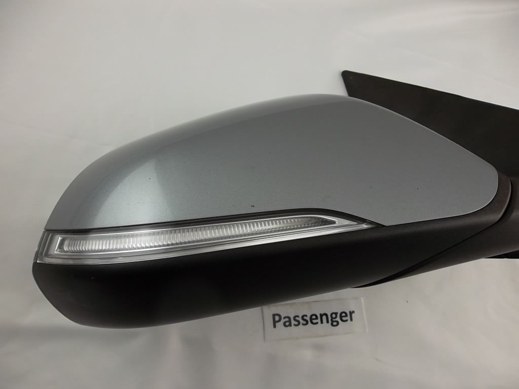 2015-2017 Hyundai Sonata Side Mirror Front Passenger 87620-C2010