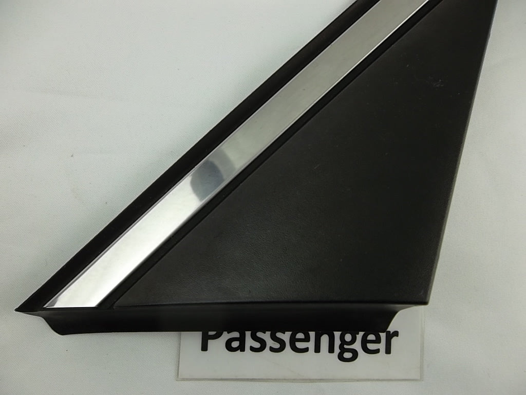 2015-2019 Hyundai Sonata Fender Corner Trim Front Passenger 86190-C1000