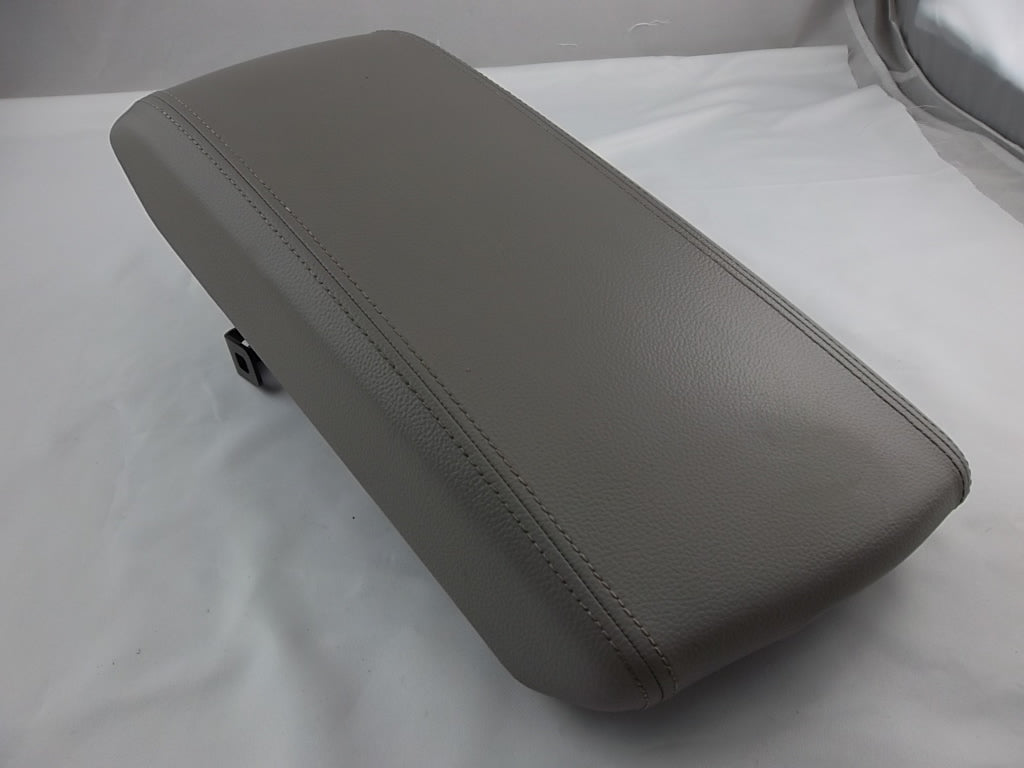 2015-2017 Hyundai Sonata Center Console Armrest Lid 84660-C2000