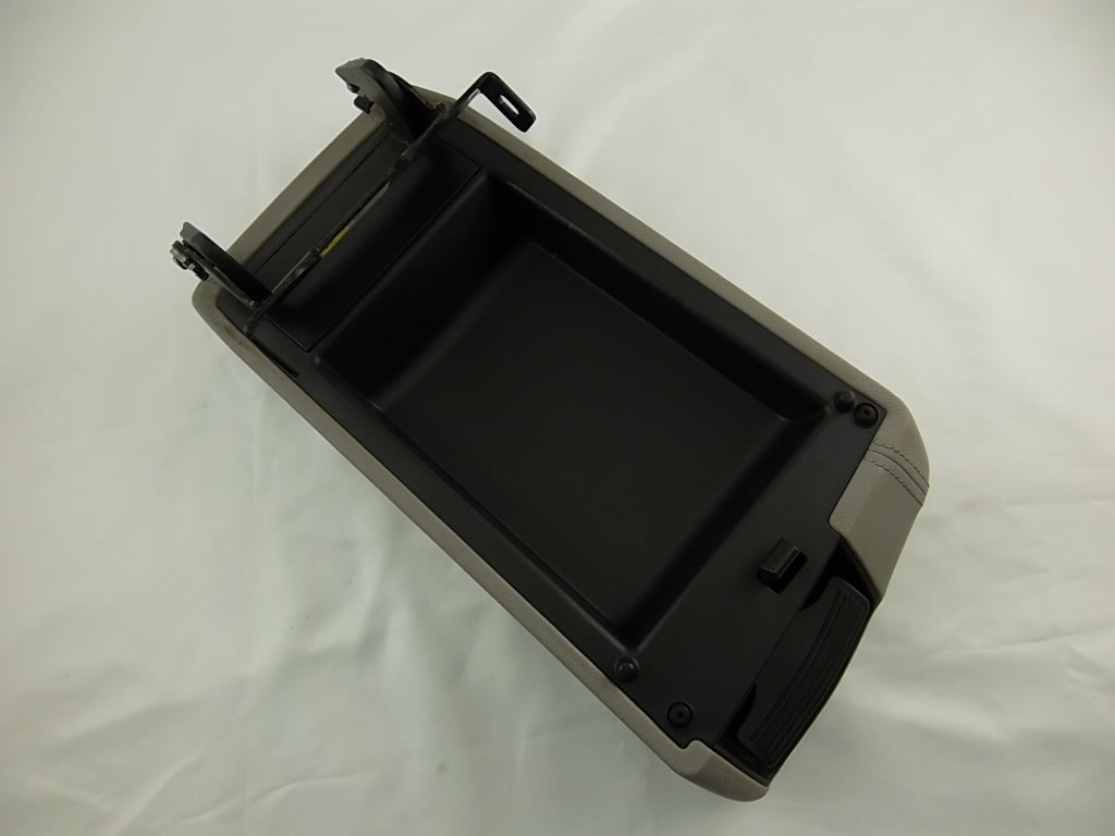 2015-2017 Hyundai Sonata Center Console Armrest Lid 84660-C2000