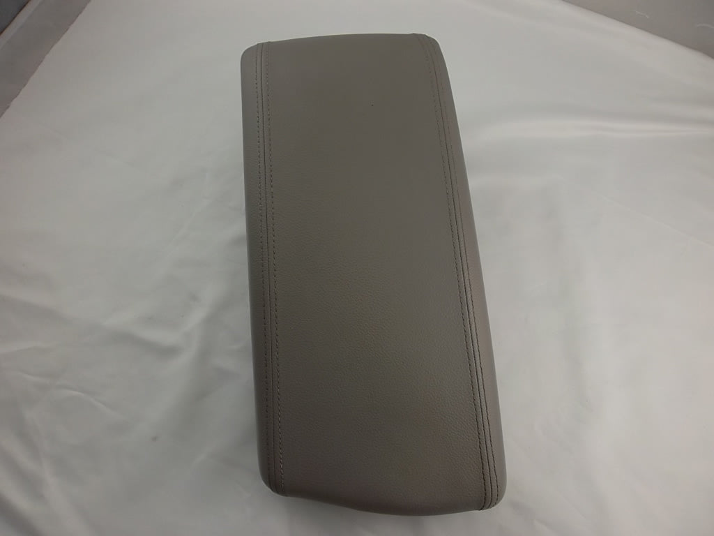 2015-2017 Hyundai Sonata Center Console Armrest Lid 84660-C2000