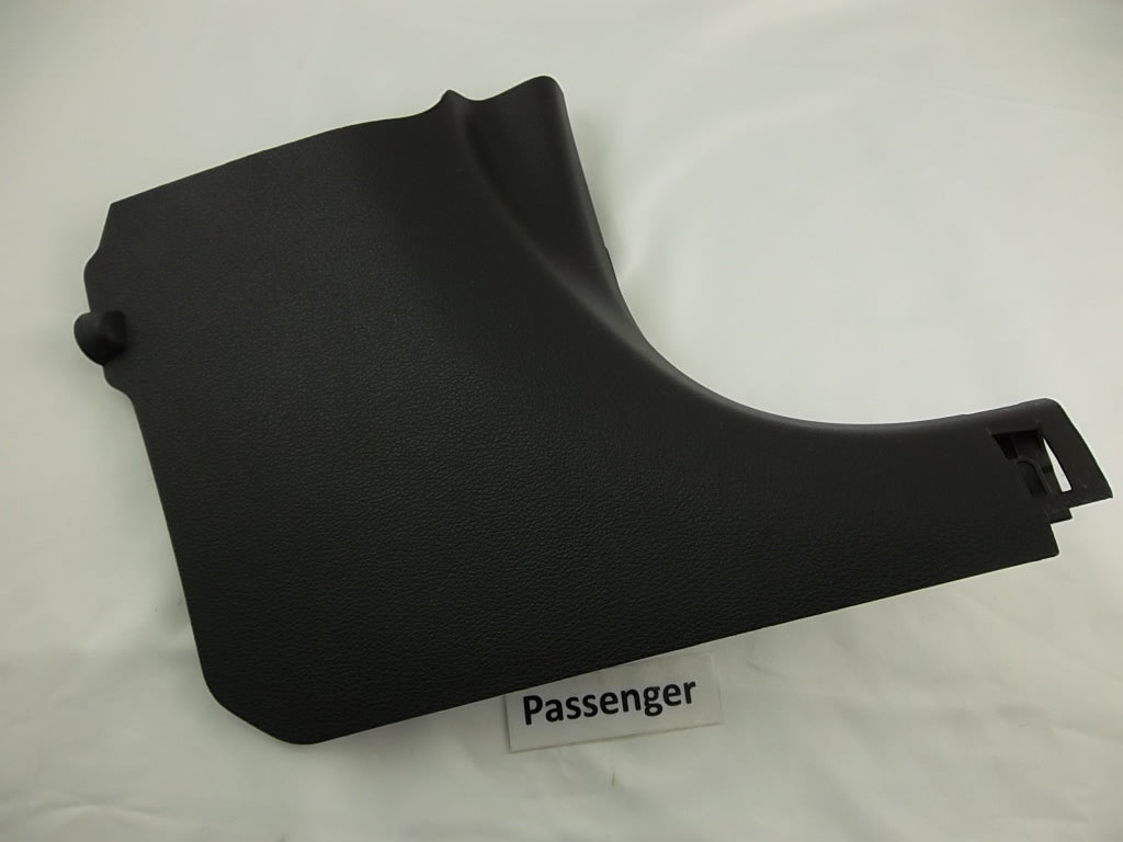 2015-2019 Hyundai Sonata Kick Panel Trim Cover Front Passenger 85824-C2000