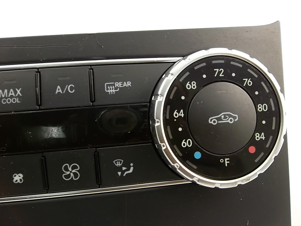 2013 Mercedes Benz C300 Climate Control Unit 204-900-68-08