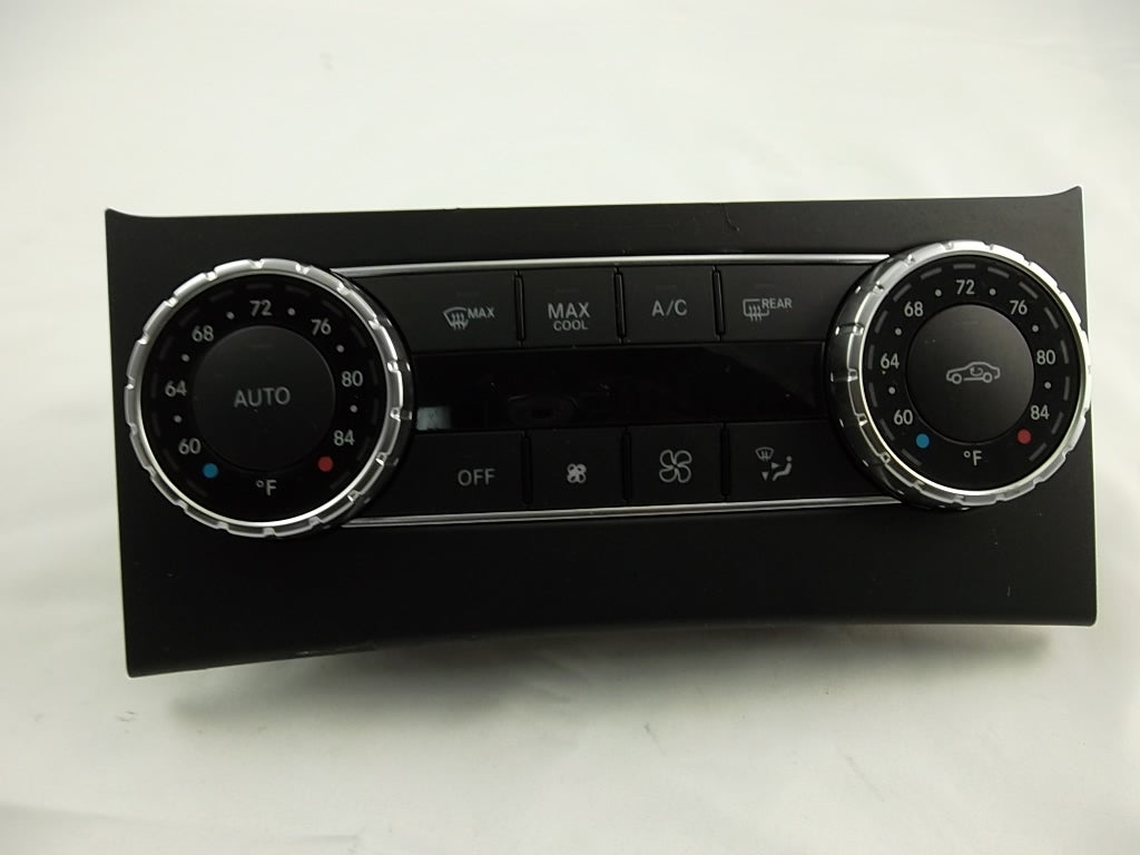 2013 Mercedes Benz C300 Climate Control Unit 204-900-68-08