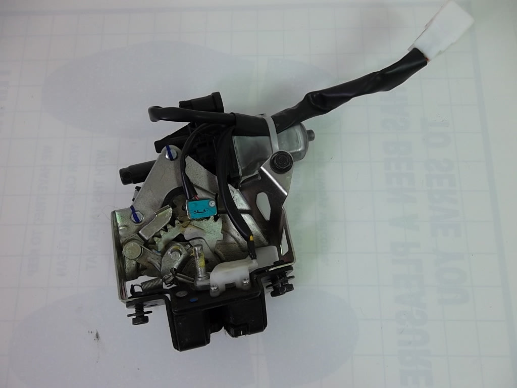 2009-2019 Toyota RAV4  Liftgate Back Door Lock Actuator 69350-0E100