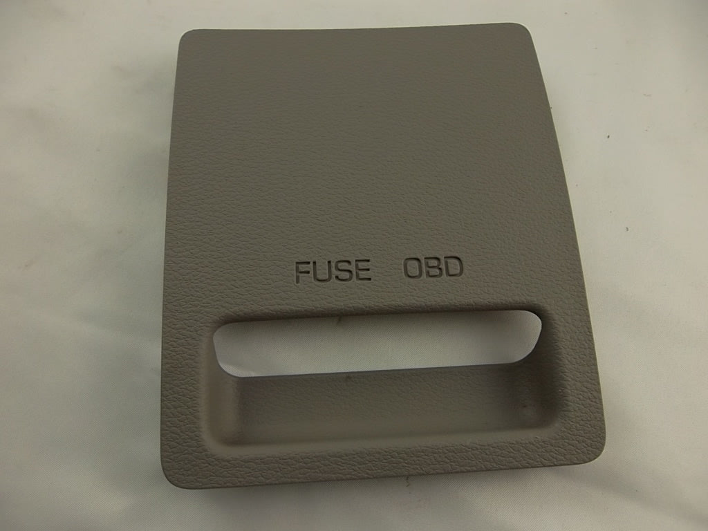 2015-2019 Hyundai Sonata Fuse Box Cover 84753-C2000
