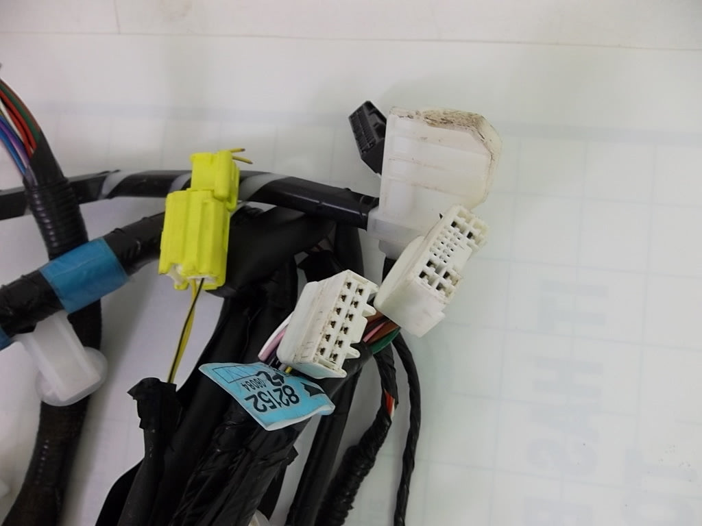 2013-2016 Toyota RAV4 Wire Wiring Harness Front Driver 82152-42B70