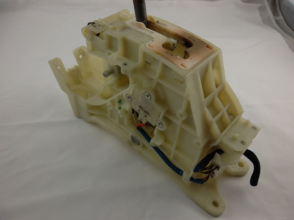 2015-2017 Hyundai Sonata Automatic Transmission Shifter Gear Selector 46700-C1200