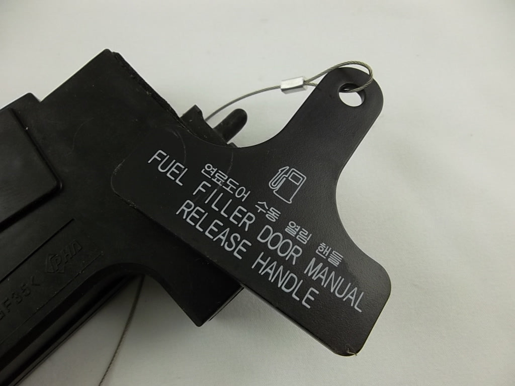 2015-2019 Hyundai Sonata Fuel Filler Door Release Lock Actuator 81590-2T000