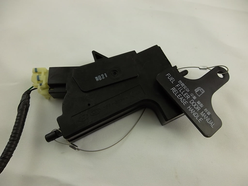2015-2019 Hyundai Sonata Fuel Filler Door Release Lock Actuator 81590-2T000