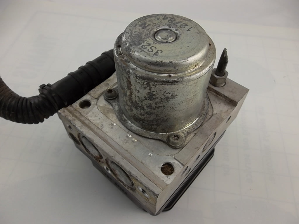 2012-2015 Honda Pilot ABS Pump 57110-SZA-A12