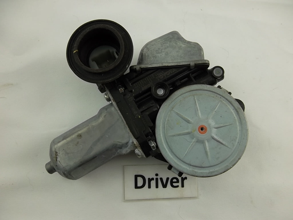 2013-2016 Toyota RAV4 Power Window Regulator Motor Assembly Driver 85720-42110