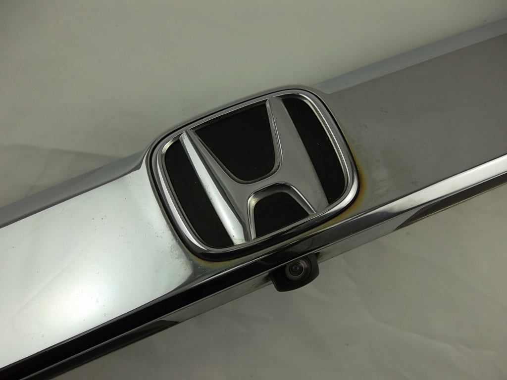 2009-2015 Honda Pilot Tailgate Trunk Lid Garnish Trim Molding W/Camera 74890-SZA-A01