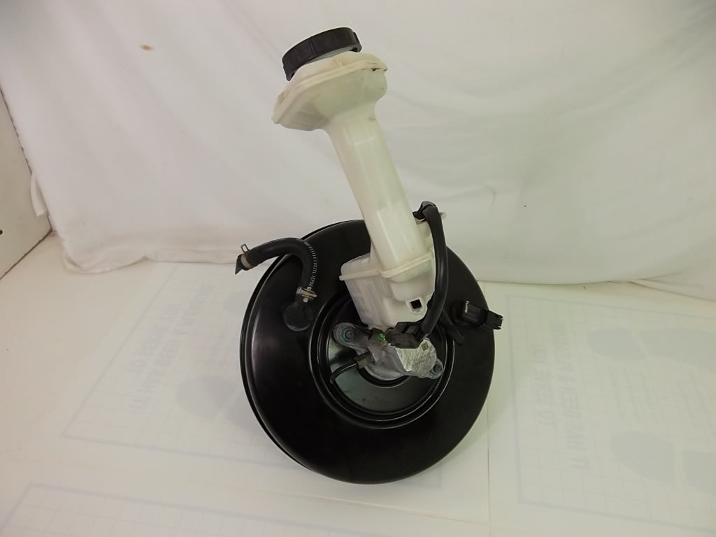 2014-2020 Nissan Rogue Brake Booster Master Cylinder 46007-4CU0A