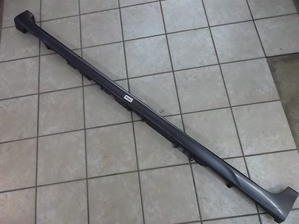 2011-2018 Toyota Sienna  Rocker Moulding  Passenger Side 75851-08900