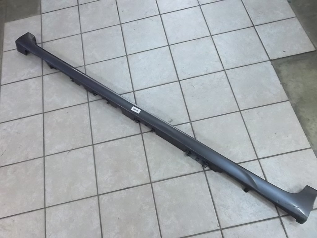 2011-2018 Toyota Sienna  Rocker Moulding  Passenger Side 75851-08900
